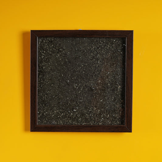 Pyrite Dust Plate (Complimentary wooden frame)